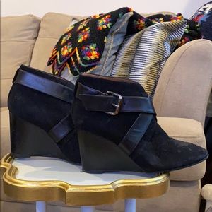 Aquatalia ankle booties